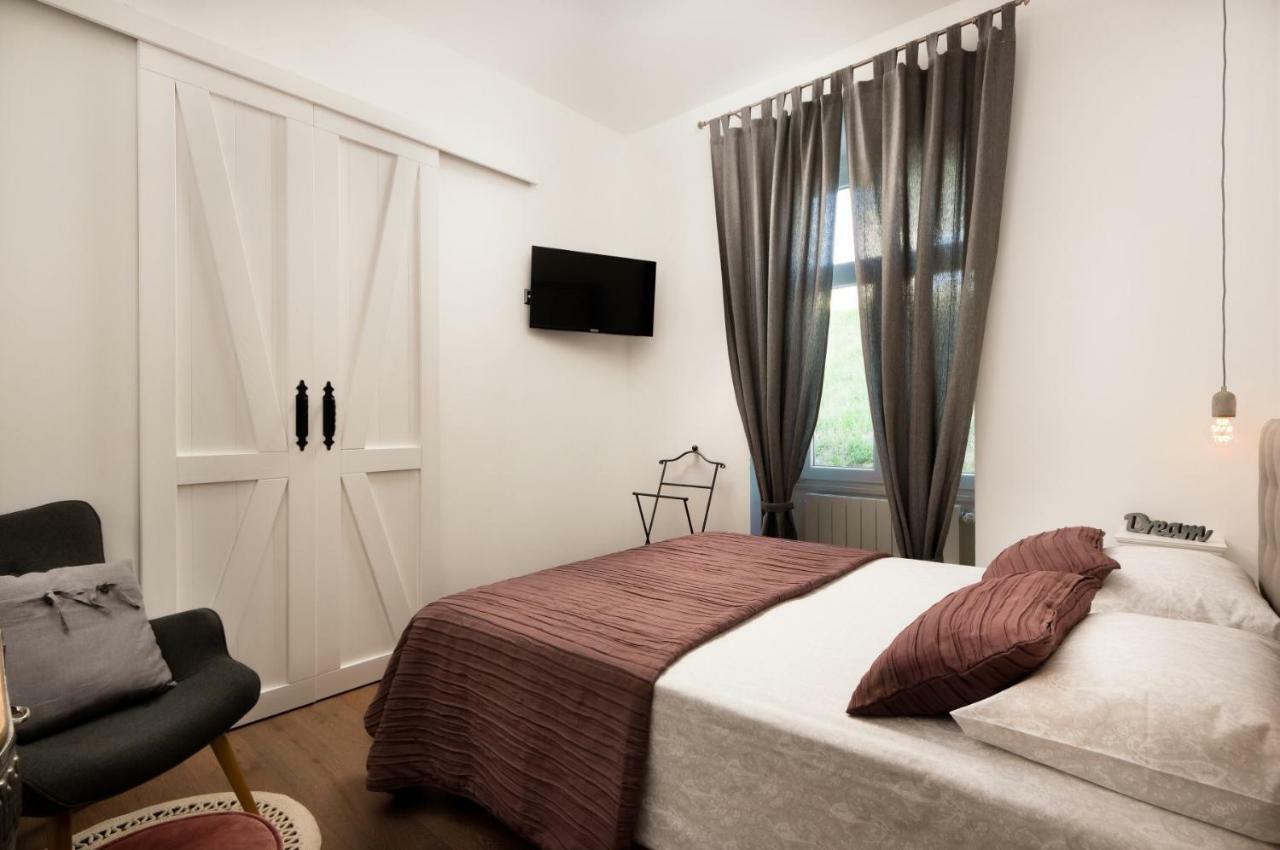 Apartment Altana With Free Parking Pula Zewnętrze zdjęcie